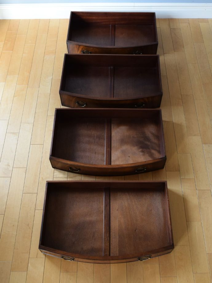 おしゃれなチェストの引き出しの中