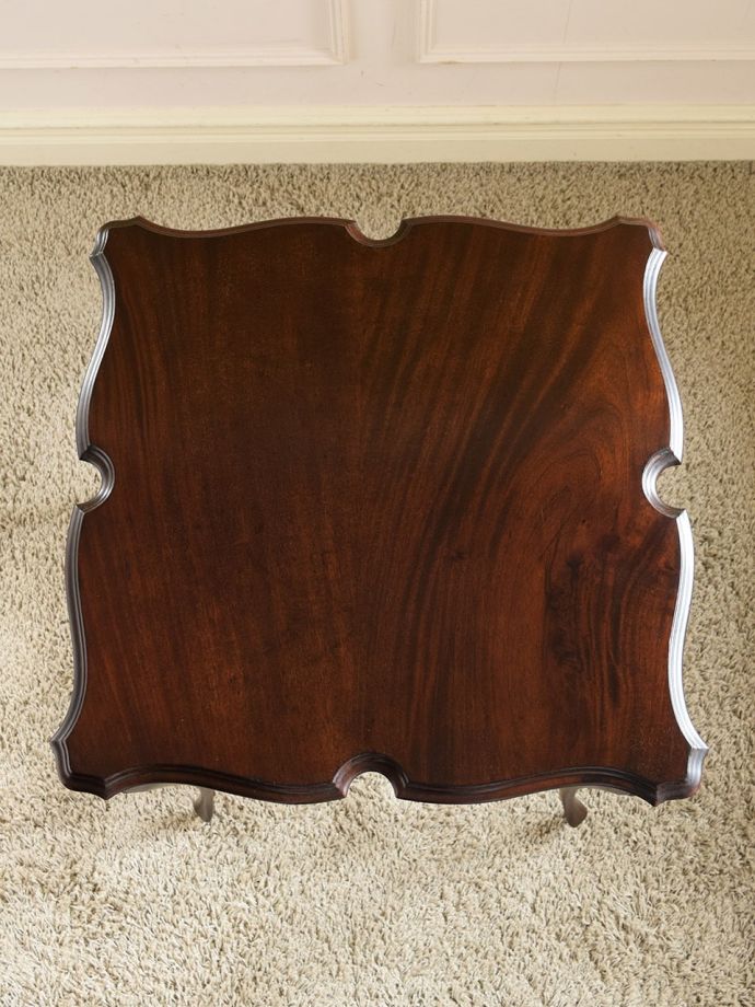 オケージョナルテーブルの天板