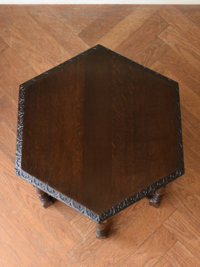 アンティークのテーブルの天板