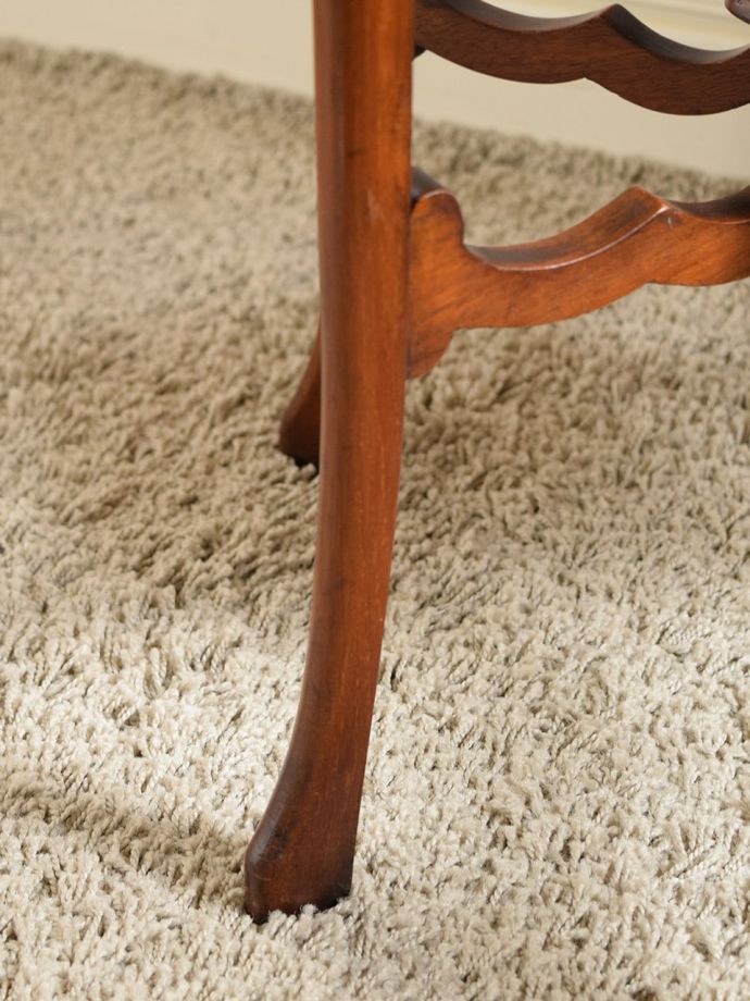 アンティーク家具の脚