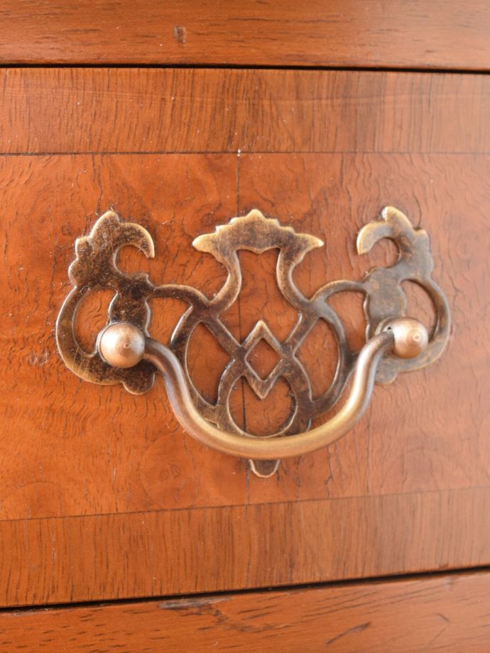 アンティーク家具の取っ手