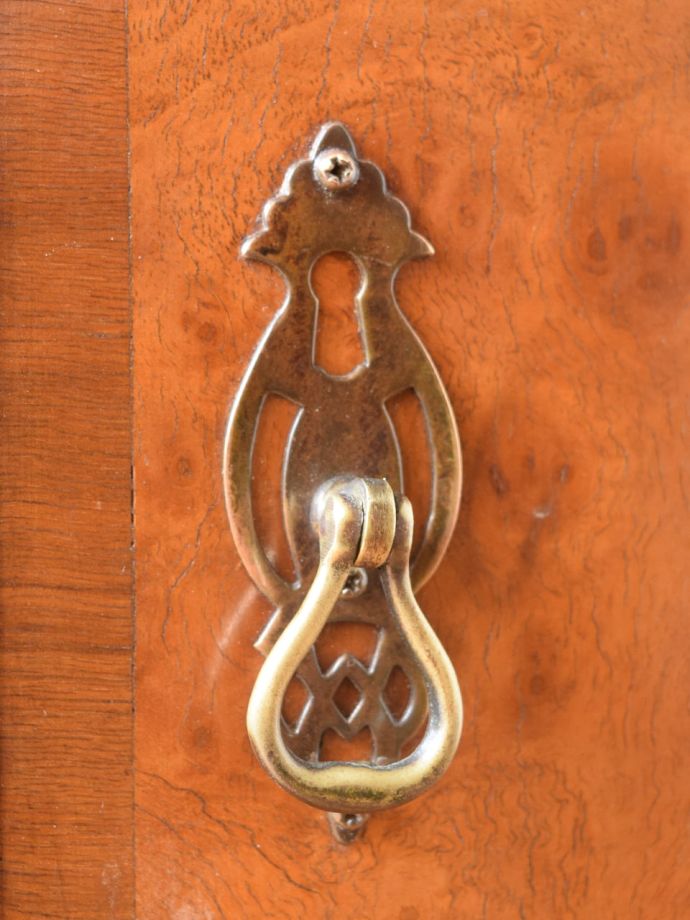 アンティーク家具の取っ手