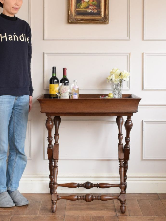 英国のサイドテーブル