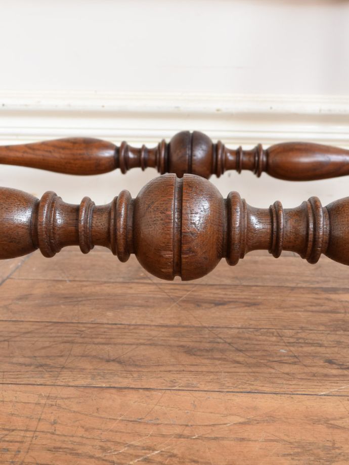 アンティークらしい彫