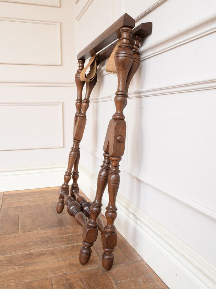 折り畳み式テーブルの側面