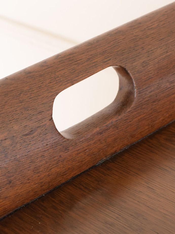 トレイの持ち手