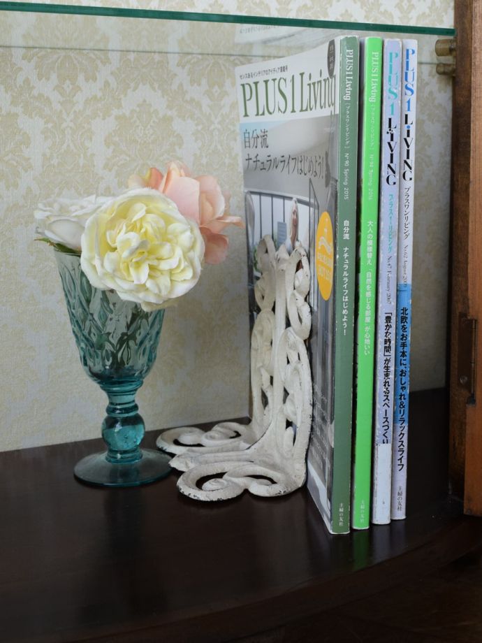 収納たっぷりのキャビネット