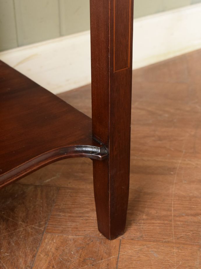 アンティーク家具の脚