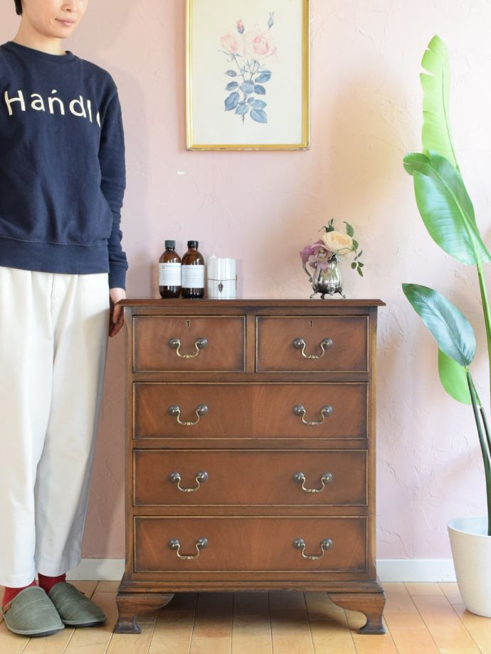 英国アンティークのチェスト