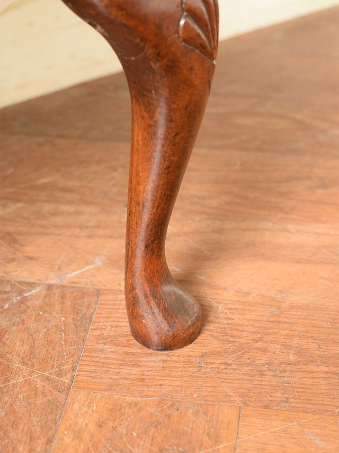 アンティーク家具の脚