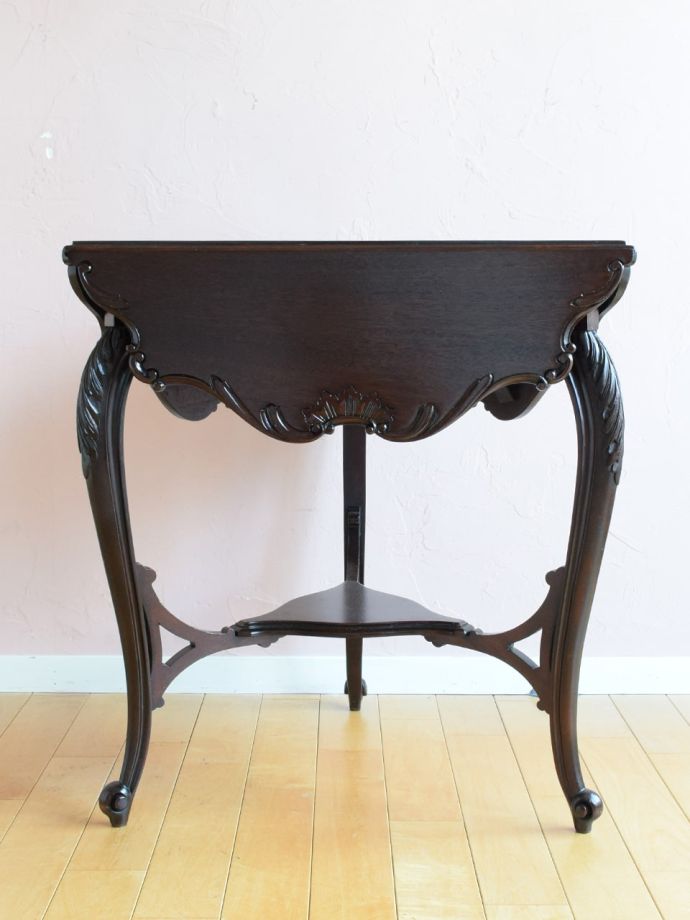 折り畳み式テーブルの側面