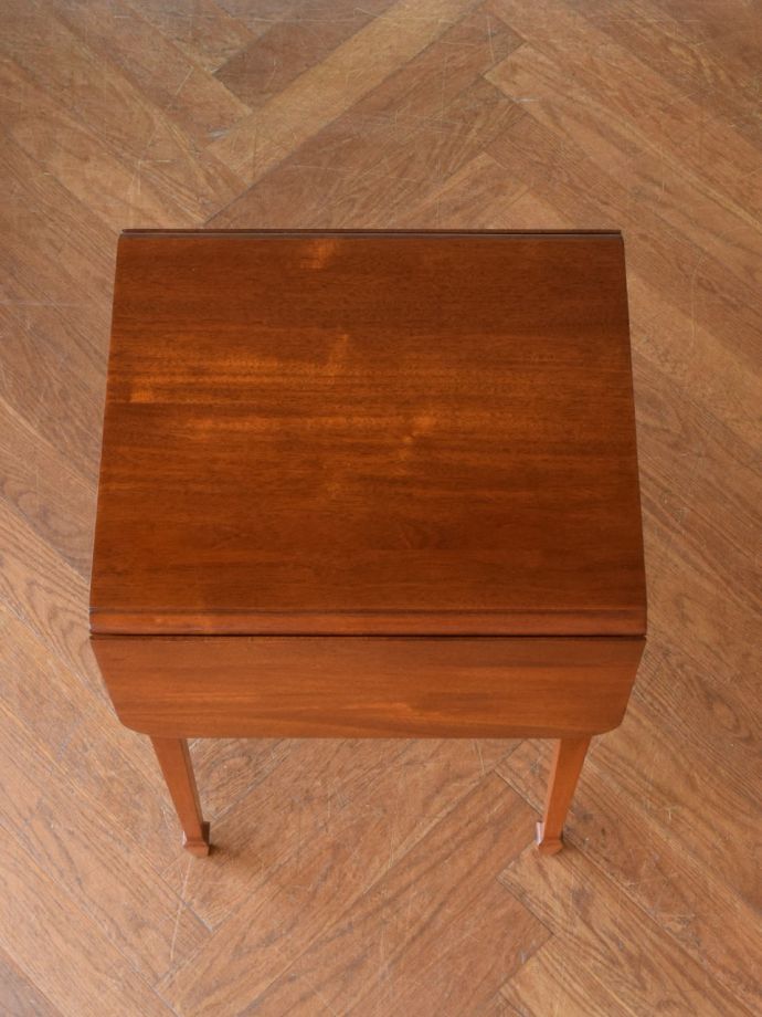 アンティークチェストの天板