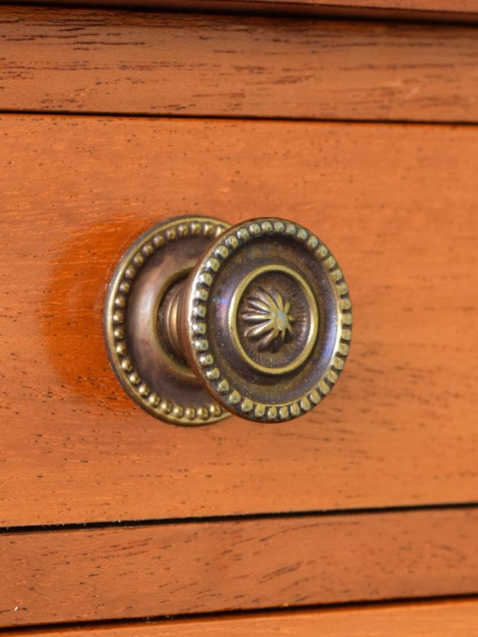 アンティークチェストの取っ手