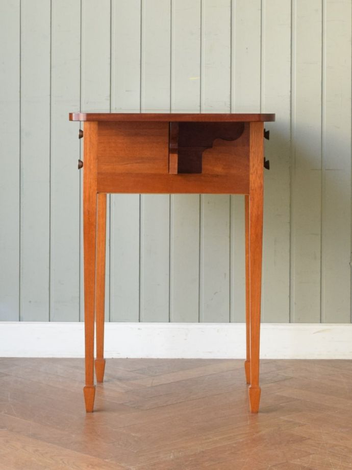 チェストの側面