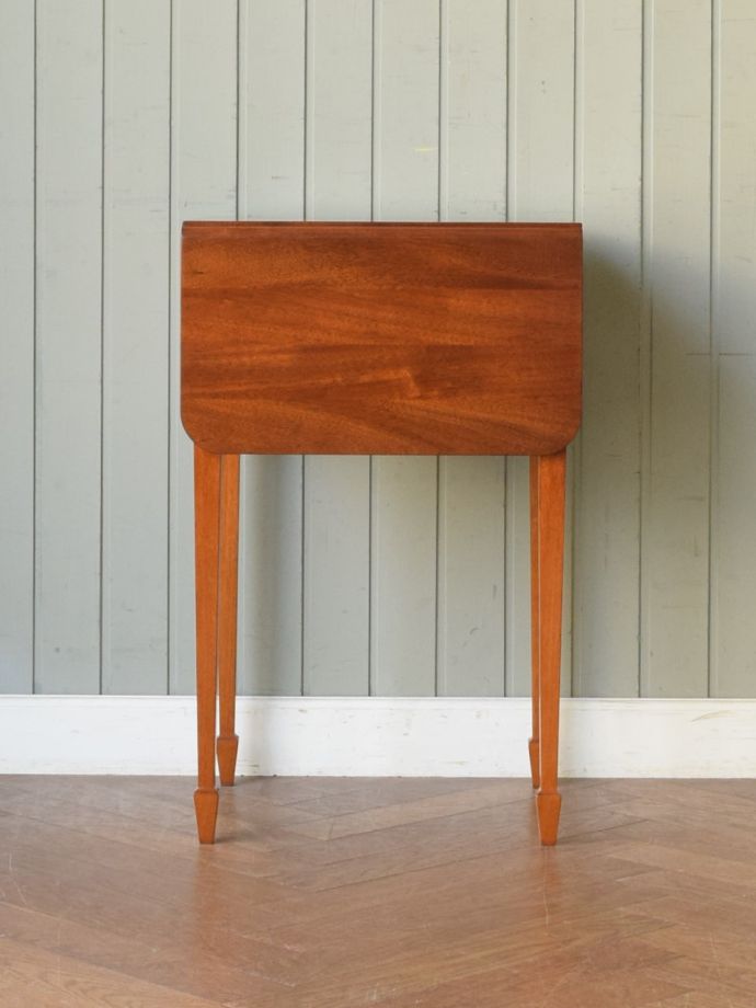 アンティークチェストの反対側