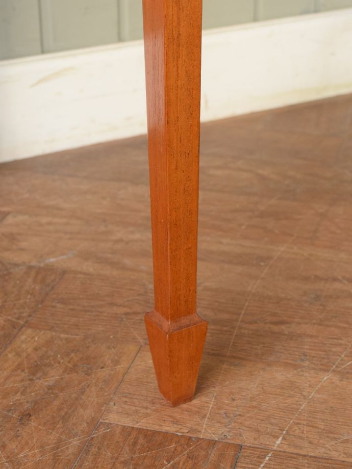 アンティーク家具の脚