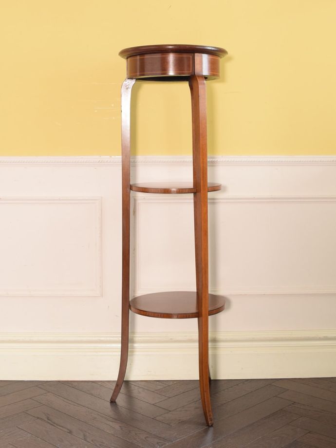 プランツスタンドの側面