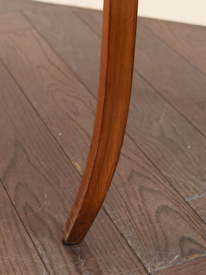 アンティーク家具の脚