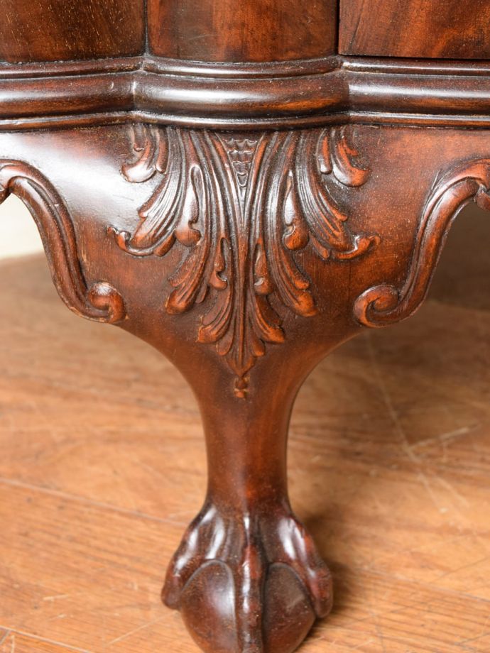 サイドボードの装飾