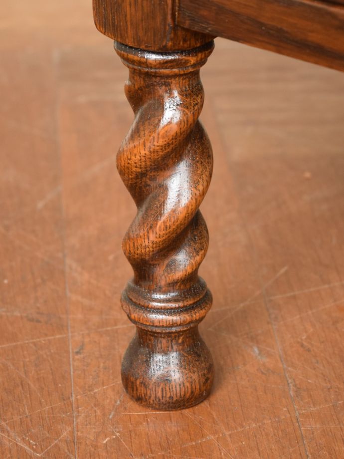 アンティーク家具の脚