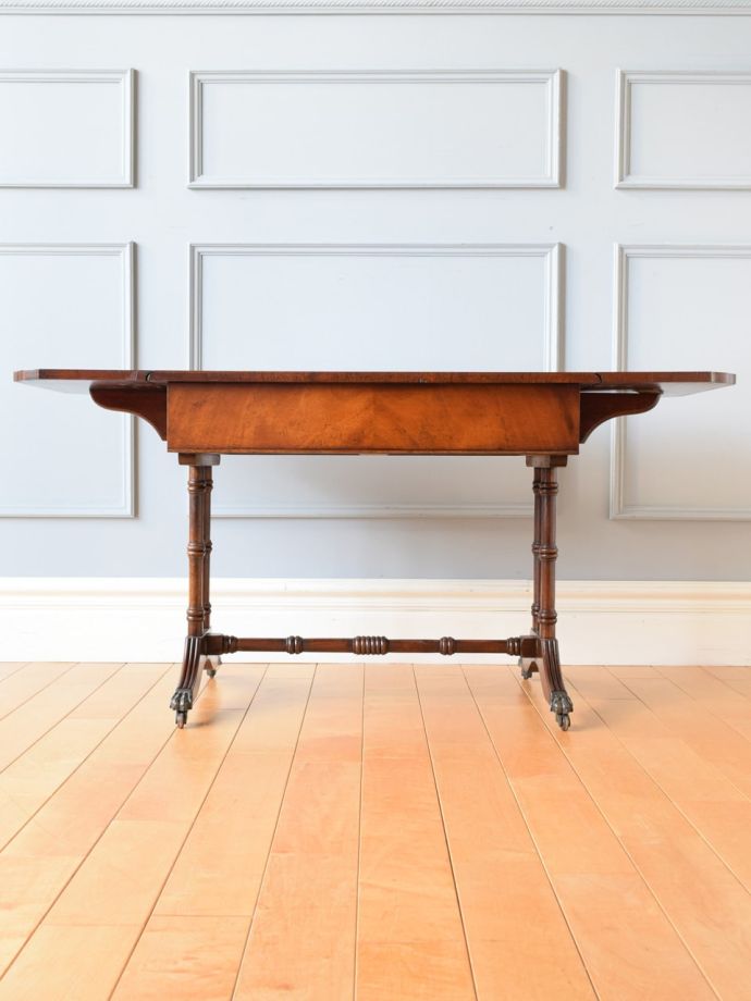 伸長式天板を開いた状態