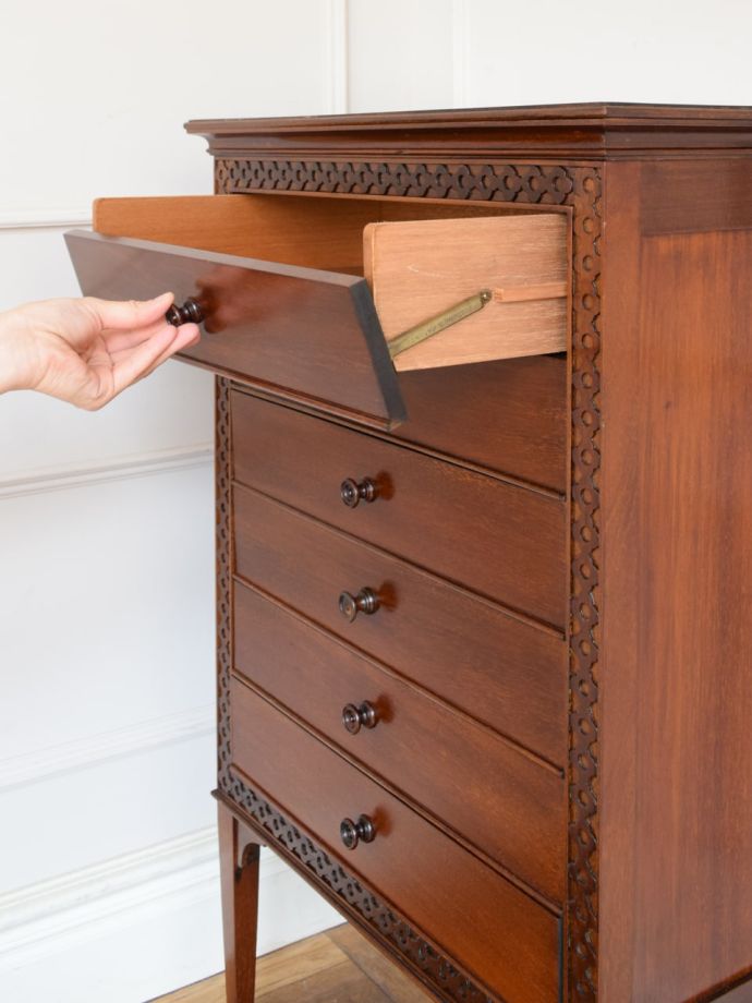 簡単に出し入れ出来ます