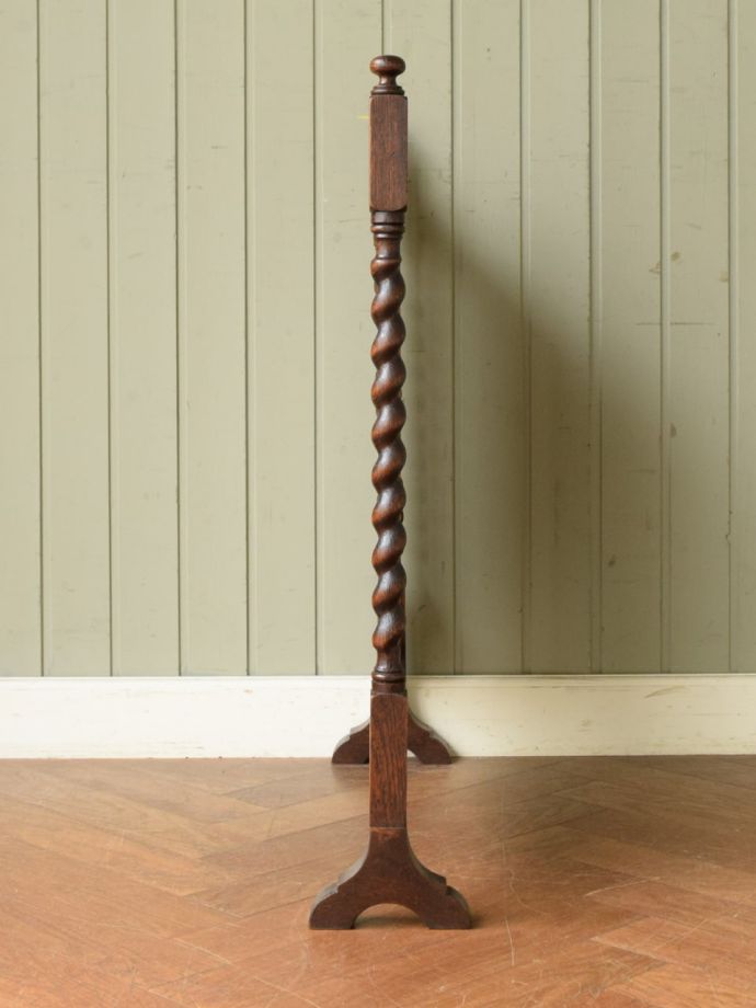 スクリーンの側面