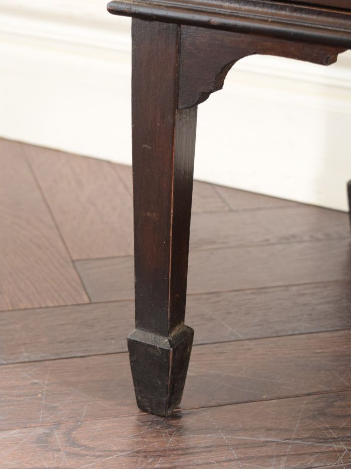 アンティーク家具の脚