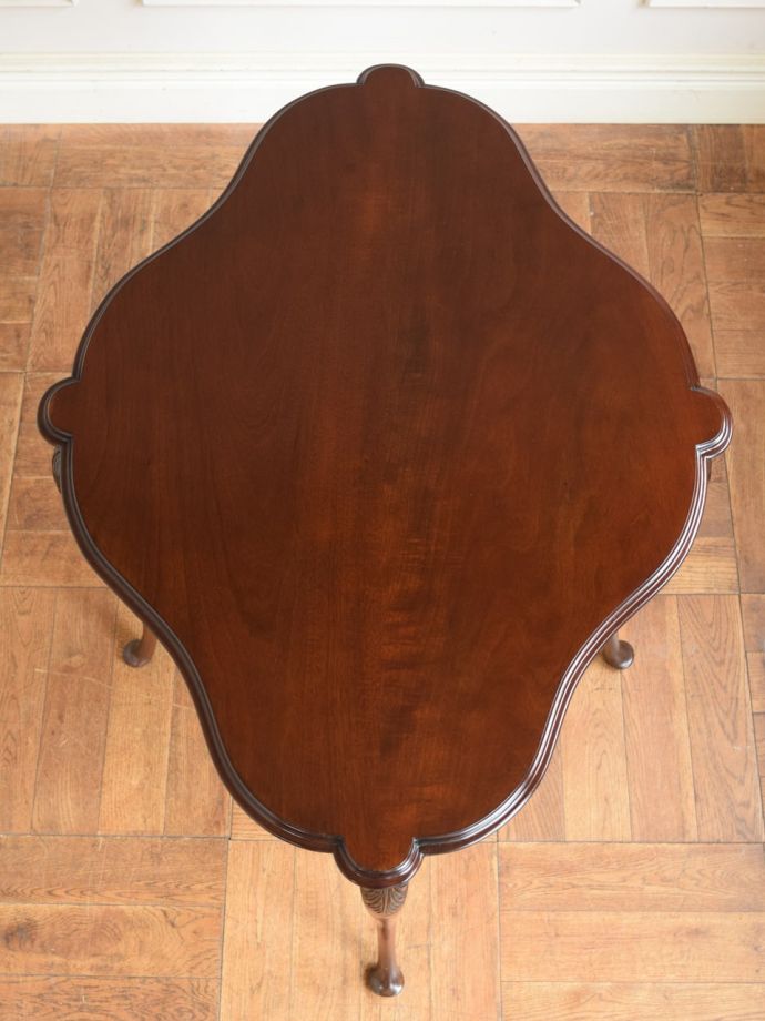 オケージョナルテーブルの天板