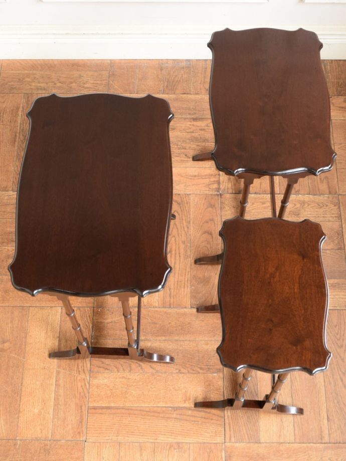 アンティークのテーブルの天板