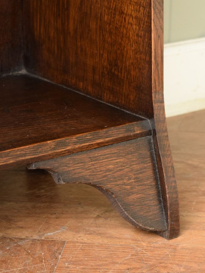 アンティーク家具の脚