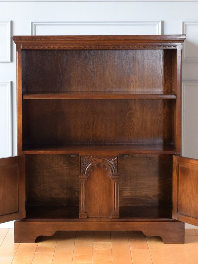 オープンシェルフの棚板