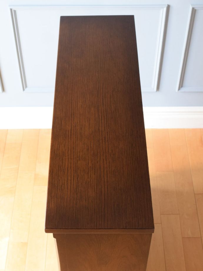 アンティーク本棚の天板