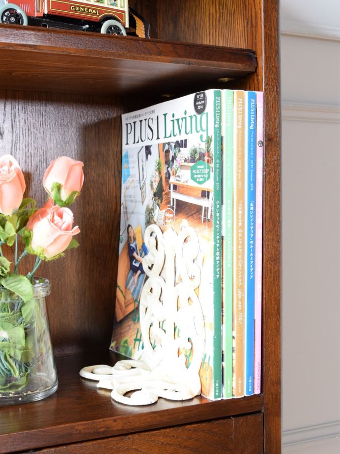 収納たっぷりのキャビネット