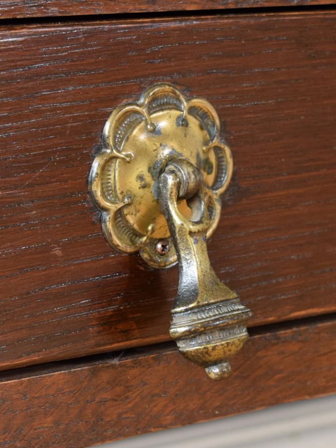 アンティーク家具の取っ手