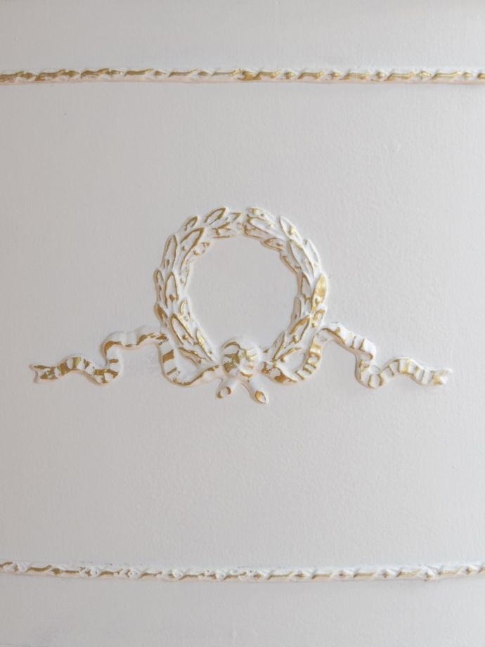 フランスらしい彫