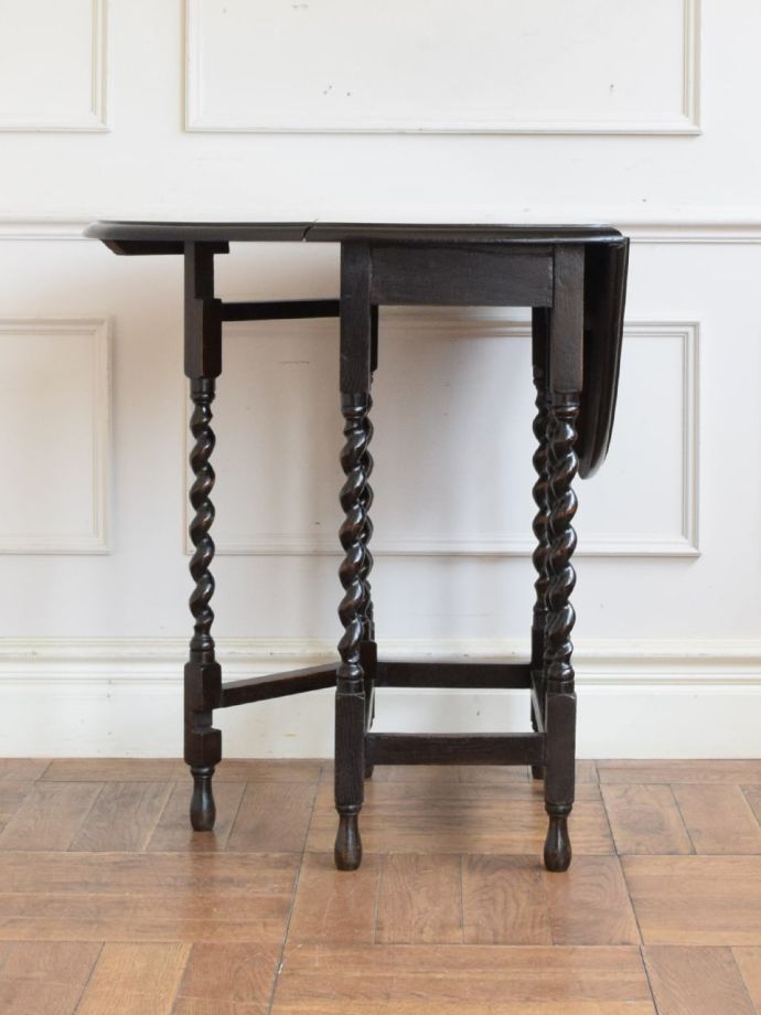 3サイズで楽しめる折り畳みテーブル