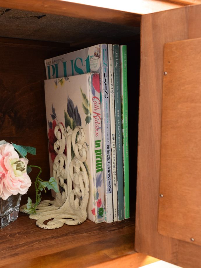 収納たっぷりのウォッシュスタンド