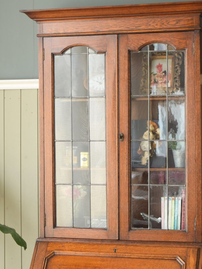 アンティーク家具らしさが漂うビューロー