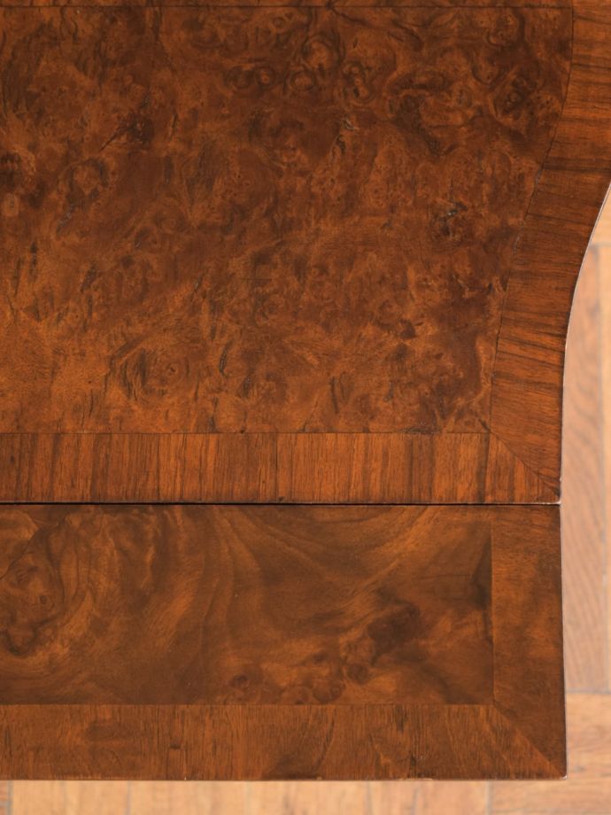 サイドチェストの天板