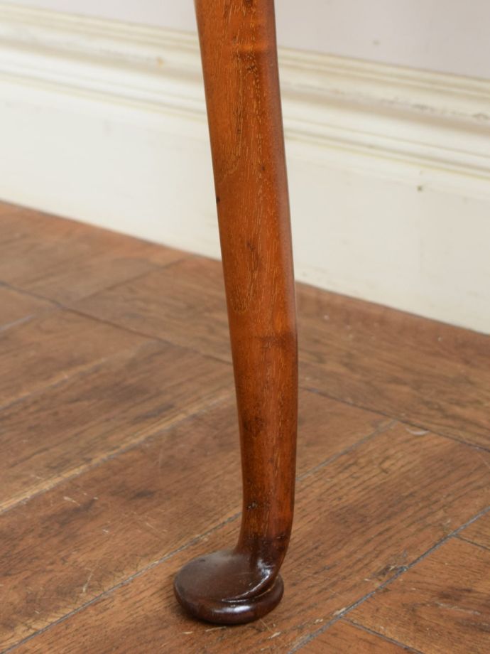 アンティーク家具の脚