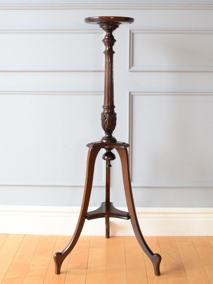 プランツスタンドの側面