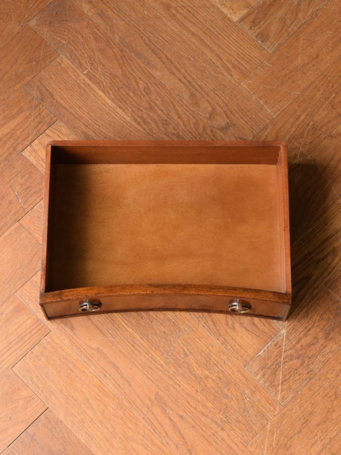 サイドキャビネットの引き出し