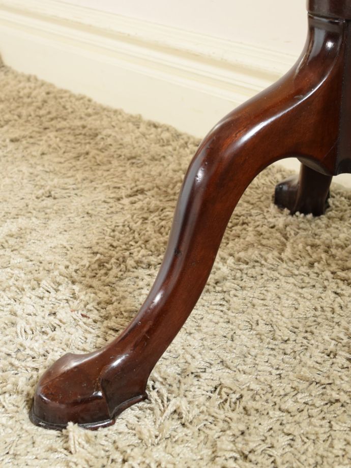 アンティーク家具の脚