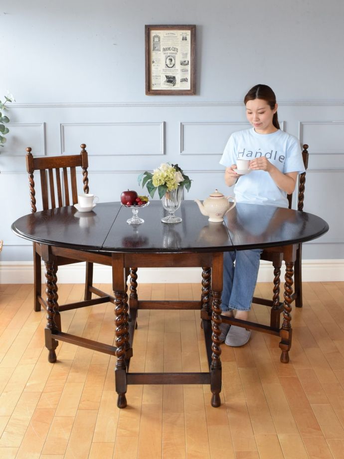 アンティークのゲートレッグテーブル