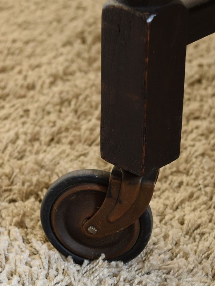 アンティーク家具の脚