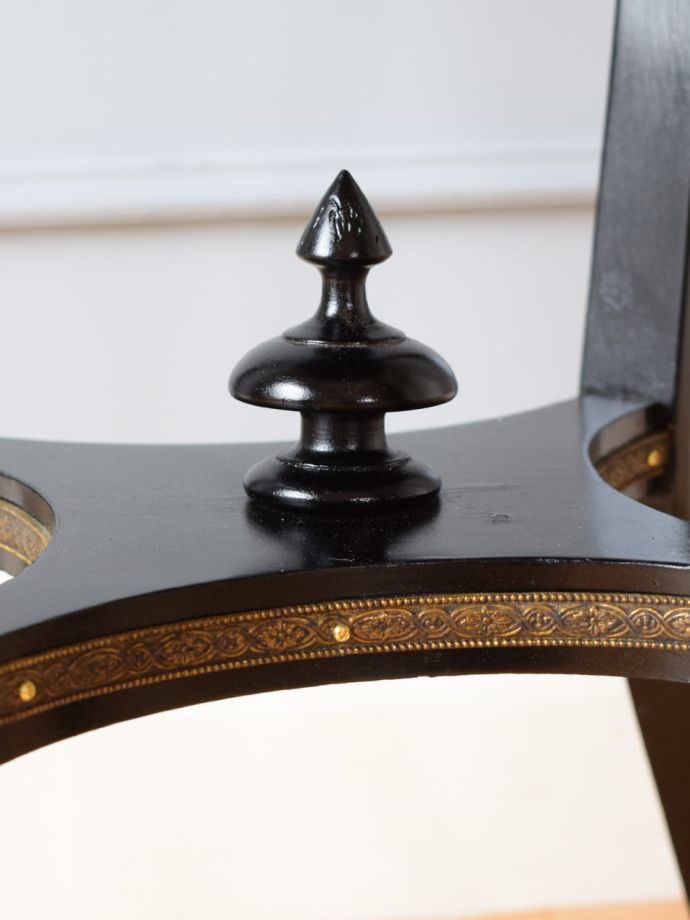 アンティークらしい彫