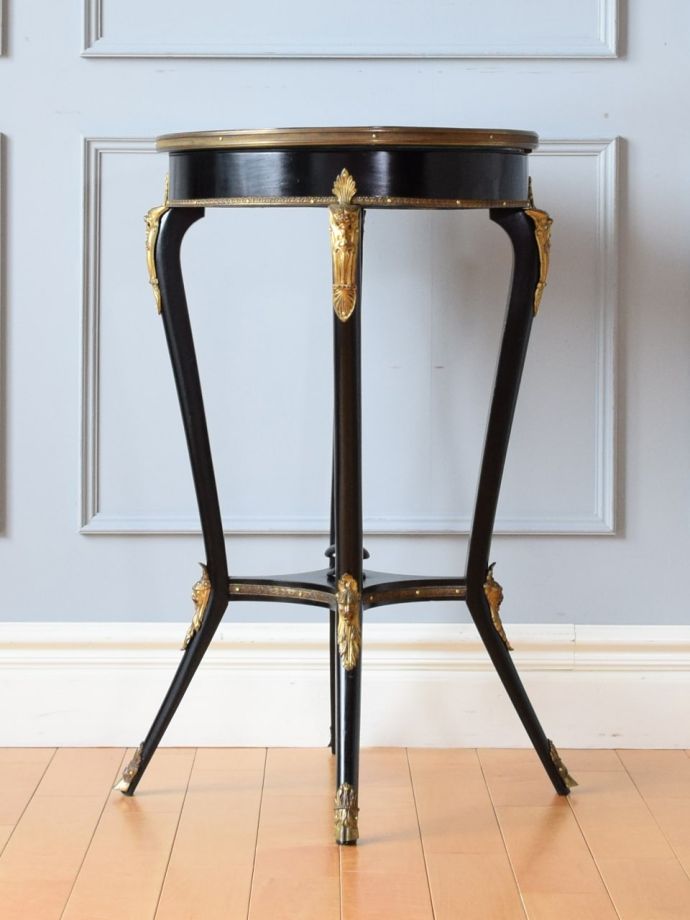 横から見ると･･･