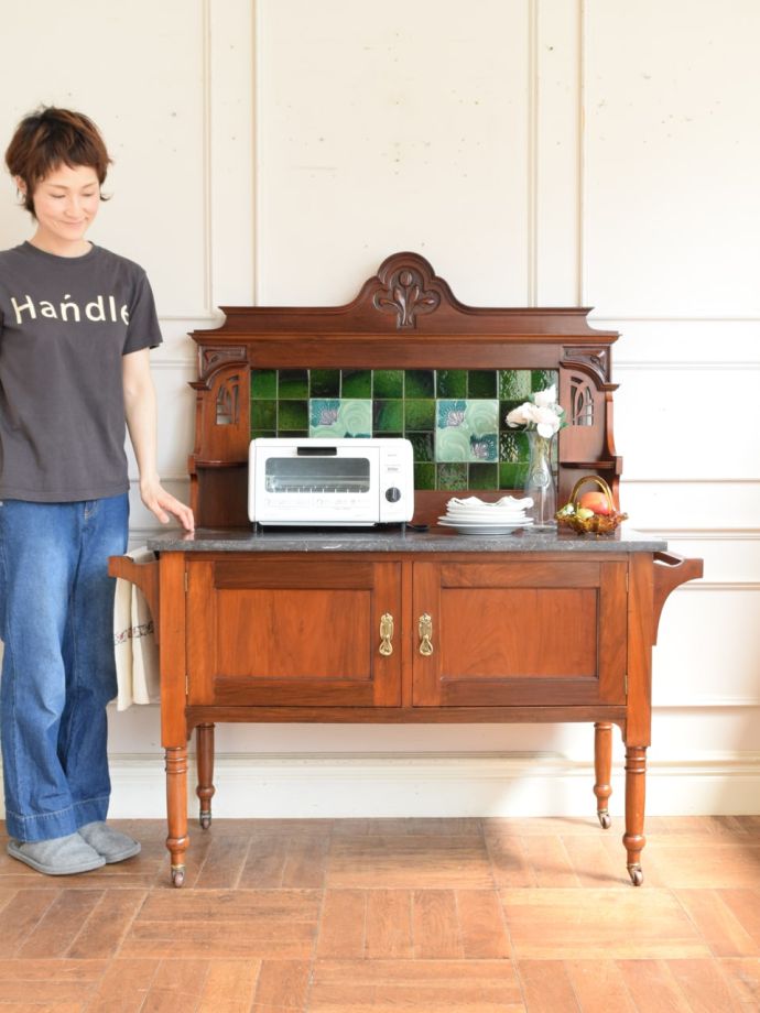 英国のアンティーク家具、ウォッシュスタンド