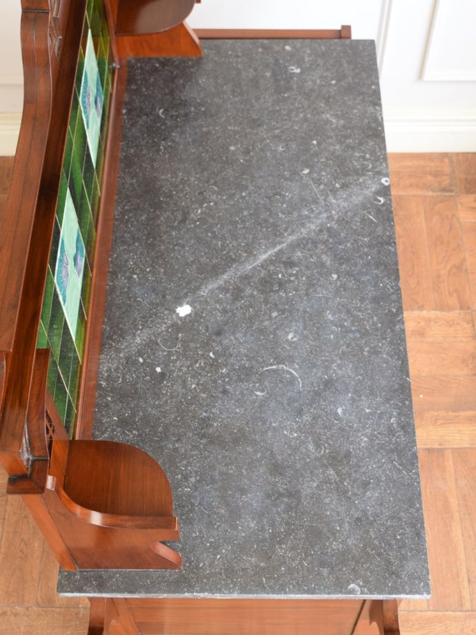 ウォッシュスタンドの天板